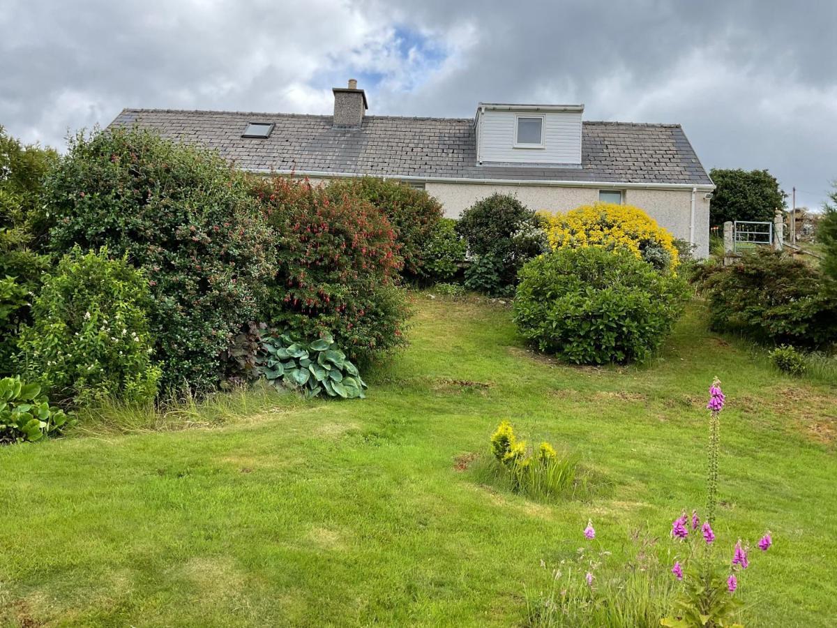 Vila 6 Calbost Exteriér fotografie